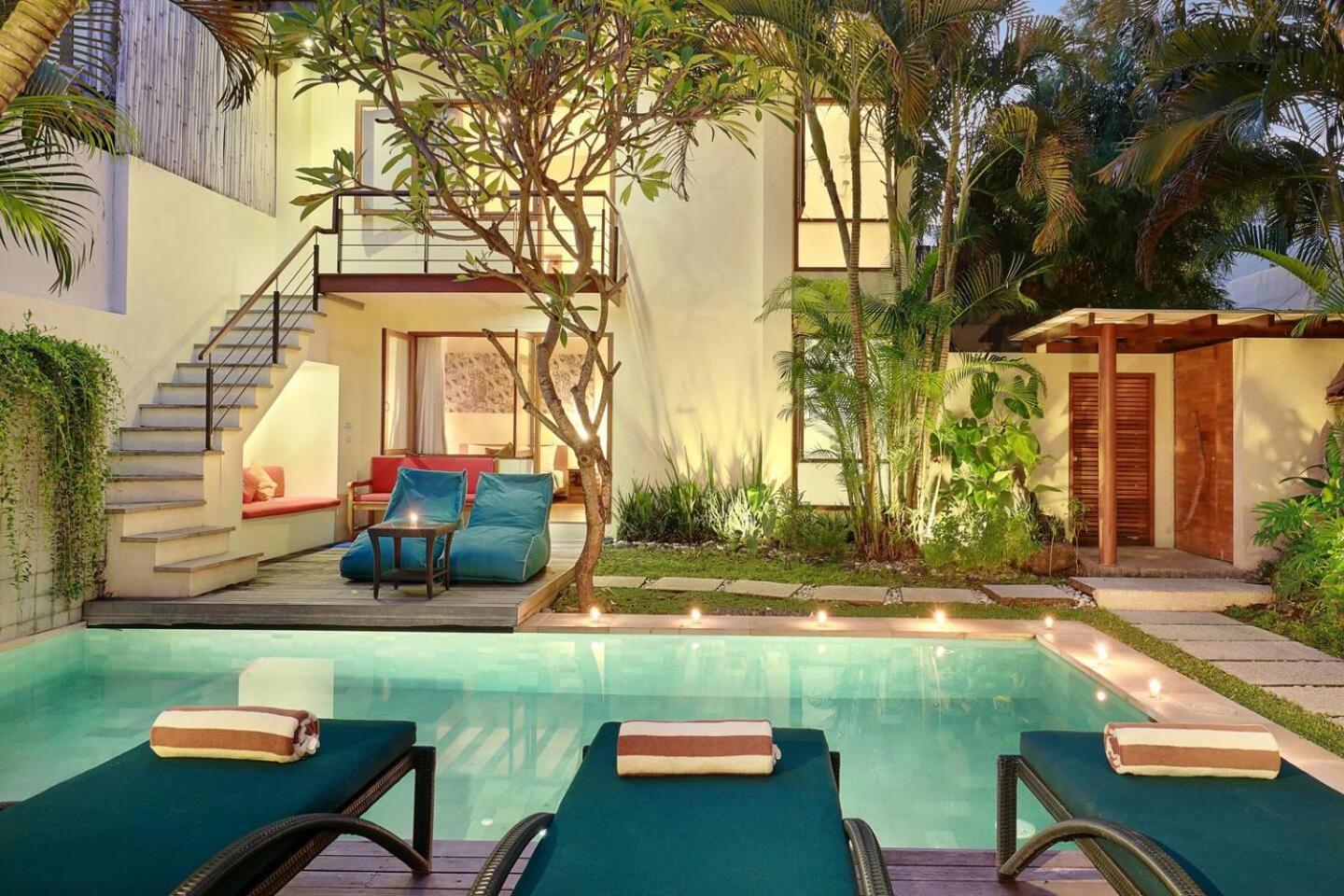 Super Value 4 Bedroom, Walk To Bintang Supermarket سمينياك المظهر الخارجي الصورة